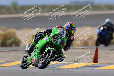 media/Oct-08-2022-SoCal Trackdays (Sat) [[1fc3beec89]]/Turn 14 (1050am)/